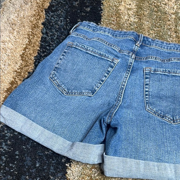 Tommy Hilfiger Women's Blue Denim Shorts Size 10 NWOT Rolled Cuff Summer Shorts - Picture 14 of 14